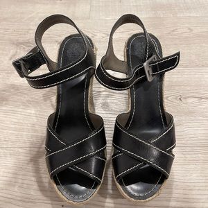Vince Camuto black wedges used
